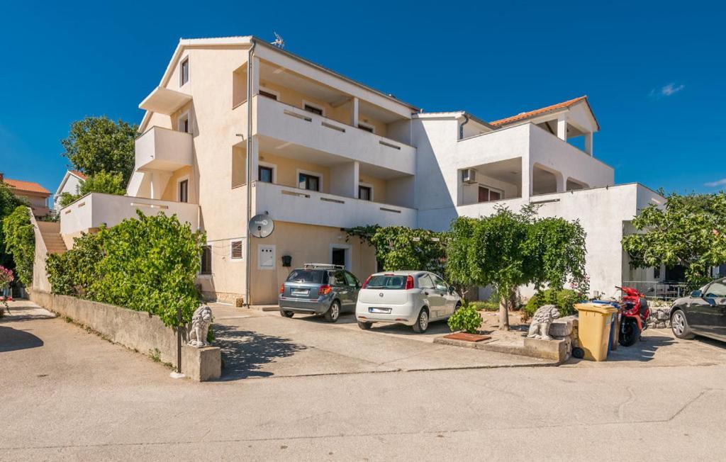 Apartmani Mile Krk Town Kültér fotó